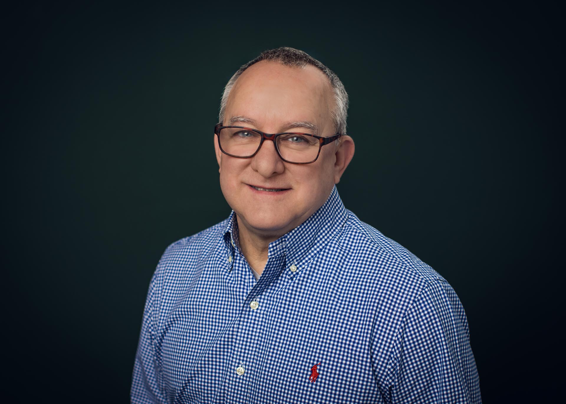 Bruce Porter_AE Studio_Headshot_With Glasses_2.24